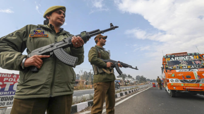 Jammu and Kashmir cops block Martyrs’ Day events at graveyard
