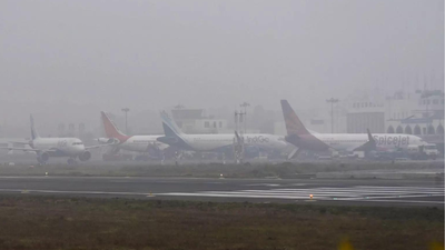 Delhi battles heavy smog: Airport issues advisory; passengers told to contact airlines